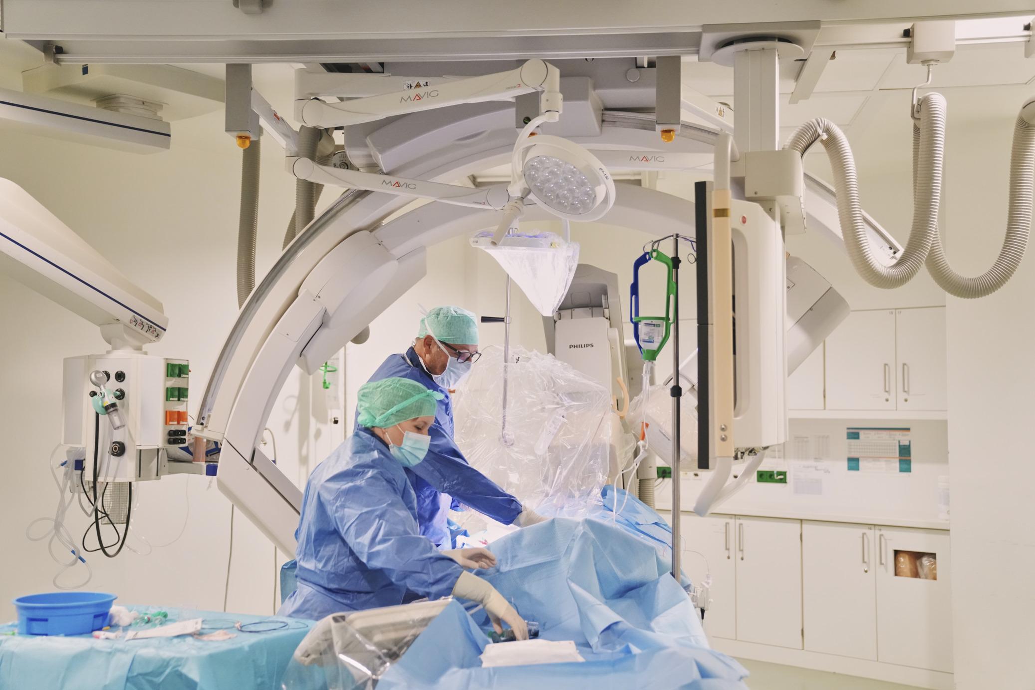 Herzchirurg führt Operation mit OTA durch