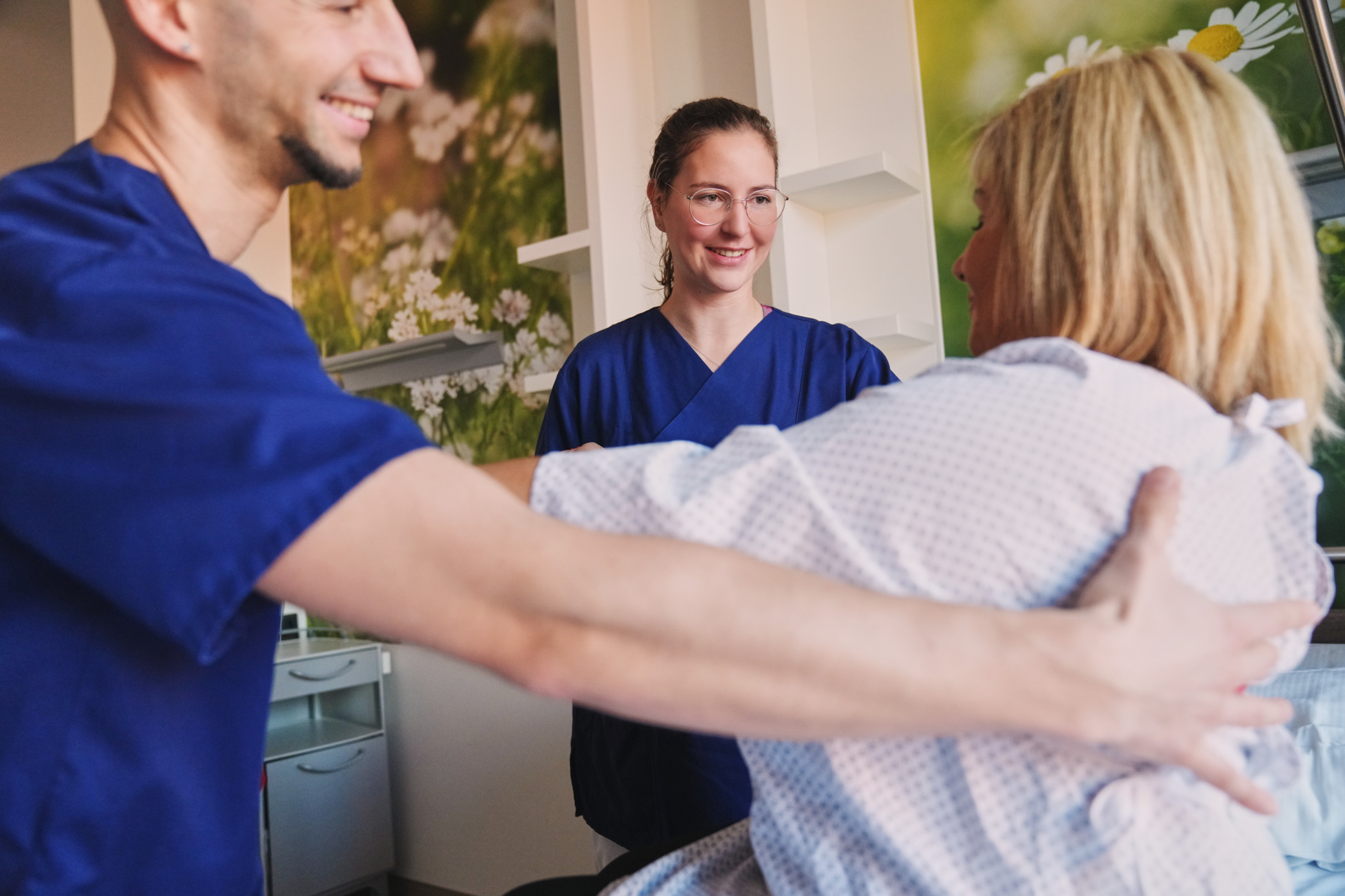  Physiotherapie an Patientin