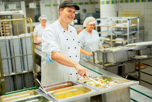 Ausbildung Fachfrau Fachmann für Systemgastronomie Krankenhaus Sana