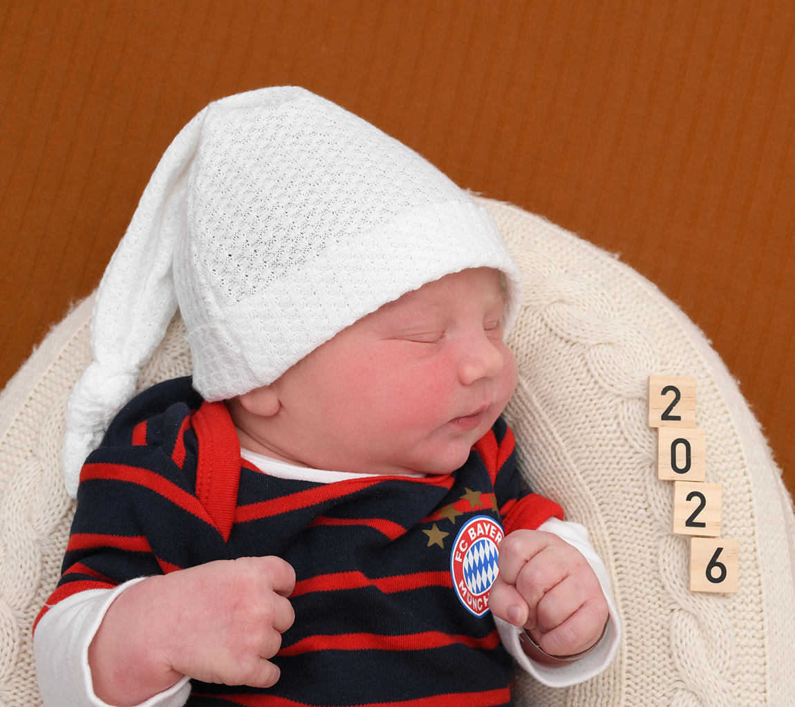 Babygaleriebild von Adriano Ricardo, geboren am 03.05.2026 im Sana Klinikum Hof
