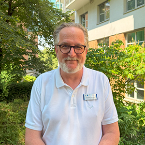 Porträtfoto Christian Göhlinger Sozialdienst