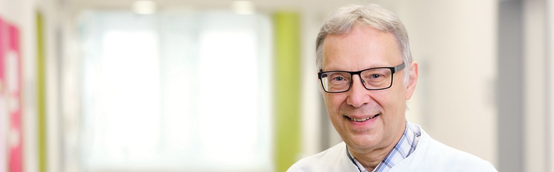 Dr. Reinhold Hikl (Foto: Matthias Morawetz) Dr. Reinhold Hikl (Foto: Matthias Morawetz)