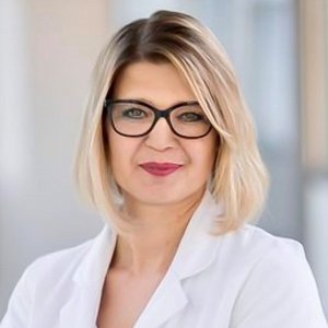 Dr. med. (RO) Emina Pavlovic Fachärztin für Innere Medizin und Gastroenterologie