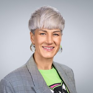 Porträtfoto von Katharina Grandel