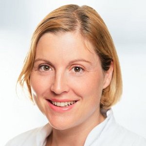 Dr. Julia Gauß
