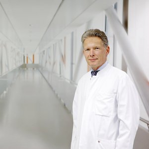 Prof. Dr. med. Henrik Menke