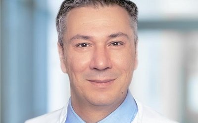 Porträtfoto von Dr. Konstantinos Verginis, Chefarzt der Gefässchirurgie.