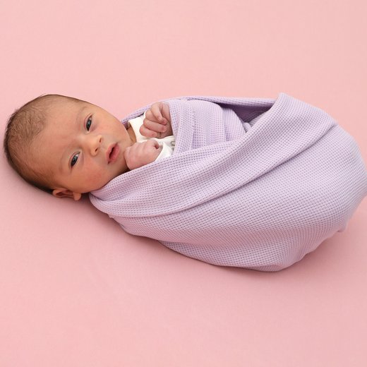 Babygaleriebild von Antonia-Elena, geboren am 09.07.2025 im Sana Klinikum Hof