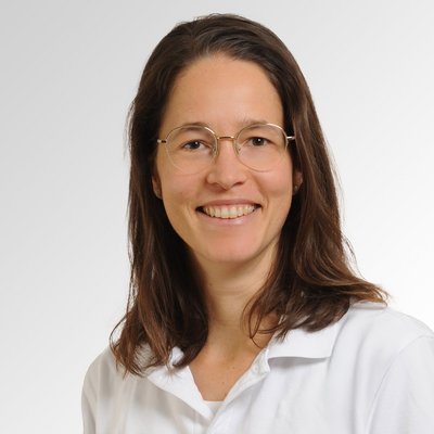 Maria-Theresa Rink Porträt von Maria-Theresa Rink, Fachärztin für Frauenheilkunde und Geburtshilfe am MVZ Sana Lichtenfels der Sana Kliniken Oberfranken.
