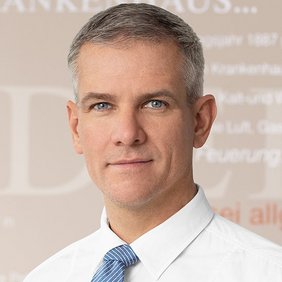 Porträt PD Dr. med. Claudius Füllhase