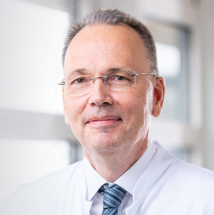 Dr. med. Andreas Heer MBA