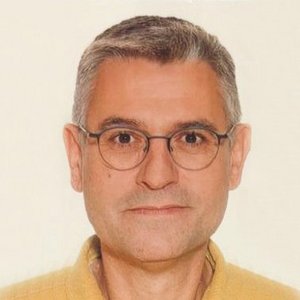 Porträt von Mesut Durmaz, Facharzt für Innere Medizin, Endokrinologie und Diabetologie