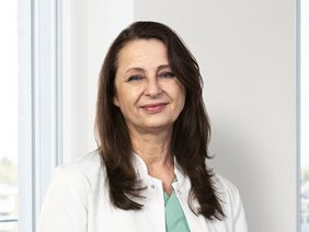 Dr. Christine Stier ist Sektionsleiterin der Chirurgischen und Bariatrischen Endoskopie im Sana-Krankenhaus Hürth (Foto: Stephan Hubrich)