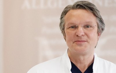 Dr. med. Tobias Noll