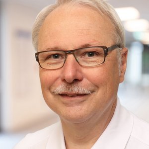 Dr. Andreas Dellweg
