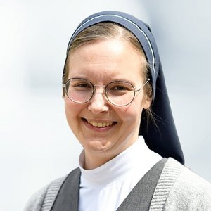 Portraitfoto von Dorothea Piorkowski, Katholische Seelsorgerin am Sana Klinikum Landkreis Biberach