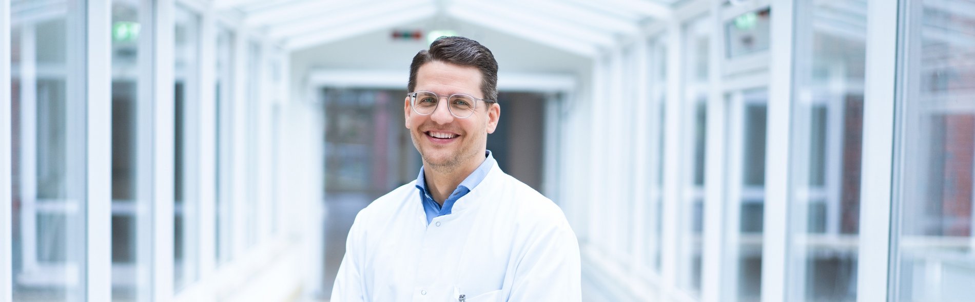 Porträtfoto von Prof. Dr. med. Simon Schimmack