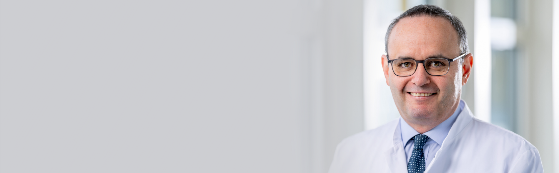 Porträt Prof. Dr. med. Ashham Mansur Facharzt für Anästhesiologie Zusatzbezeichnung spezielle Intensivmedizin Zusatzbezeichnung Notfallmedizin 