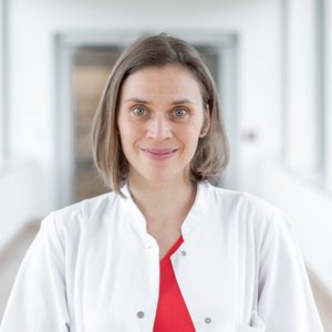 Dr. med. Jana Schönbach