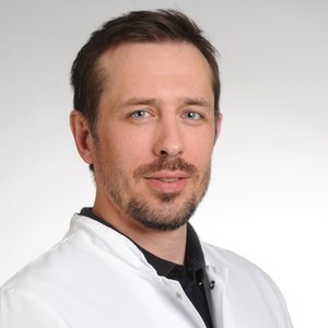 Dmitry Terentyev Porträt von Dmitry Terentyev, Oberarzt, Facharzt für Orthopädie und Unfallchirurgie am Sana Klinikum Lichtenfels der Sana Kliniken Oberfranken.