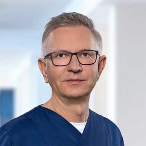 Dr. Alexander Marcinskas