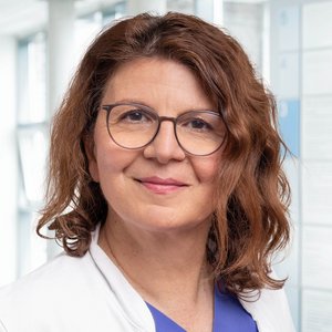 Porträtfoto von Ümit Yagmurcu, Oberärztin der Klinik für Gynäkologie der Regio Kliniken