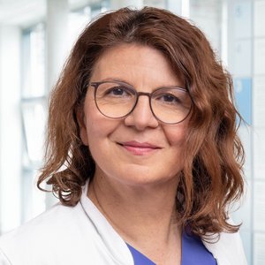 Porträtfoto von Ümit Yagmurcu, Oberärztin der Klinik für Gynäkologie der Regio Kliniken