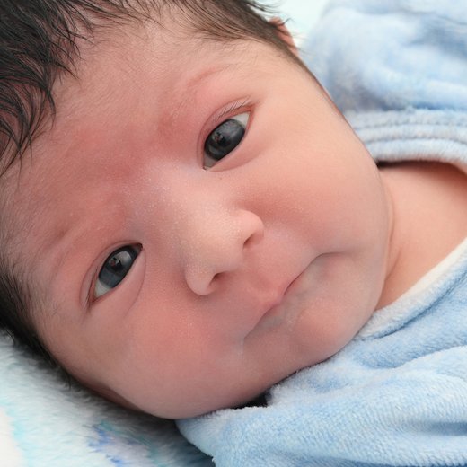 Babygaleriebild von Yair-Robert, geboren am 06.10.2026 im Sana Klinikum Hof