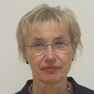 Dr. med. Carola Anders