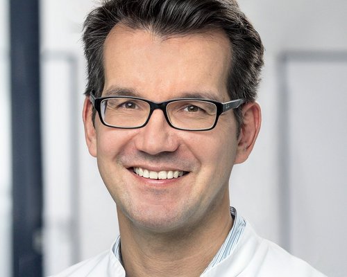 Dr. med. Stefan A. Höllriegl