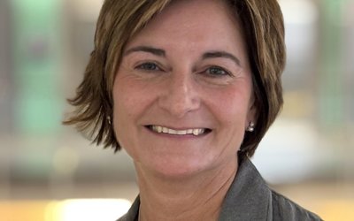 Portrait von Chefärztin Frau Dr. med. Annett Feist, Chefärztin der Frauenklinik