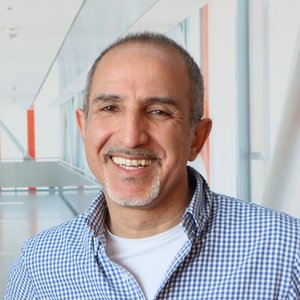 Portraitfoto von Semik Khodaverdi