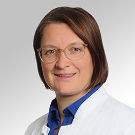 Porträt von Verena Lorenz, Oberärztin, Fachärztin für Gynäkologie und Geburtshilfe am Sana Klinikum Coburg der Sana Kliniken Oberfranken