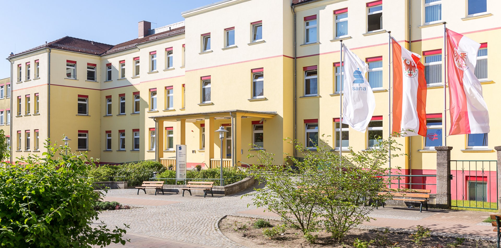 Sana Krankenhaus Templin Außenansicht