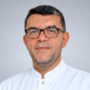Portrait von Dr. med. Saleh Al Hamoud, Chefarzt der Pneumologie