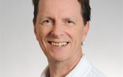 Porträt von Prof. Dr. med. Johannes Kraft, Chefarzt für Geriatrie und Palliativmedizin am Klinikum Coburg der Sana Kliniken Oberfranken.