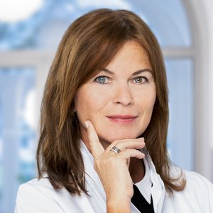 Dr. Carola Loock