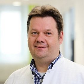Chefarzt Dr. Ulatowski von der Homepage Orthopädie
