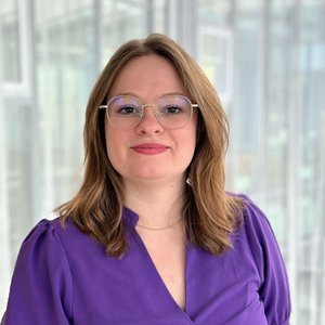 Porträtfoto von Jasmin Wildermuth, Referentin Pflegefachentwicklung / Controlling im Karl-Olga-Krankenhaus