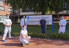 Das Behandlungsteam mit Patient Uwe Schläger