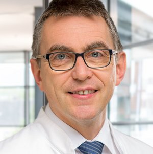 Dr. Michael Baumann
