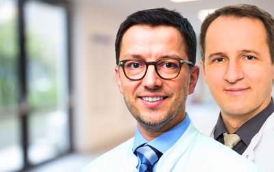 Porträtfotos Prof. Dr. med. Till Hasenberg (Chefarzt), Alexander Laukart (Sektionsleiter) der Adipositas- und Metabolischen Chirurgie des Sana Krankenhauses Benrath