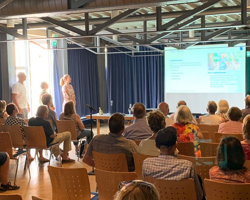 Gut besucht war der Informationsabend zum Gelenkersatz vom Sana-Krankenhaus Hürth. (Foto: Stefan Mülders)