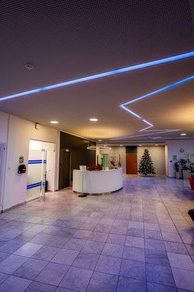 Empfangsbereich im Sana-Herzzentrum Cottbus