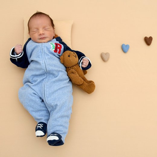 Babygaleriebild von Miran Hazar, geboren am 01.06.2026 im Sana Klinikum Hof