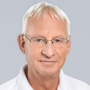 Dr. Winfried Huschner