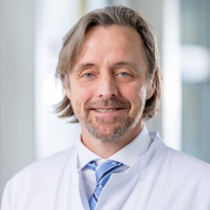 Porträt von Chefarzt Dr. Robert Bütterich, Geriatrie