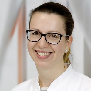 Dr. med. Silvia Khodaverdi