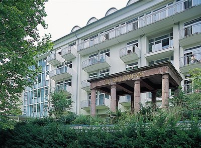 Neurologisches Rehabilitationszentrum Quellenhof