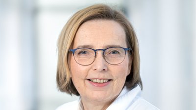 Dr. Susanne Pelzer
